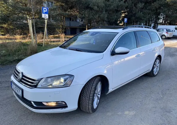 volkswagen Volkswagen Passat cena 35000 przebieg: 300000, rok produkcji 2012 z Góra